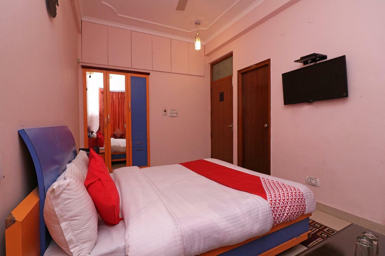 Oyo 19024 Majestic Oak Bush Hotel Mussoorie Eksteriør billede