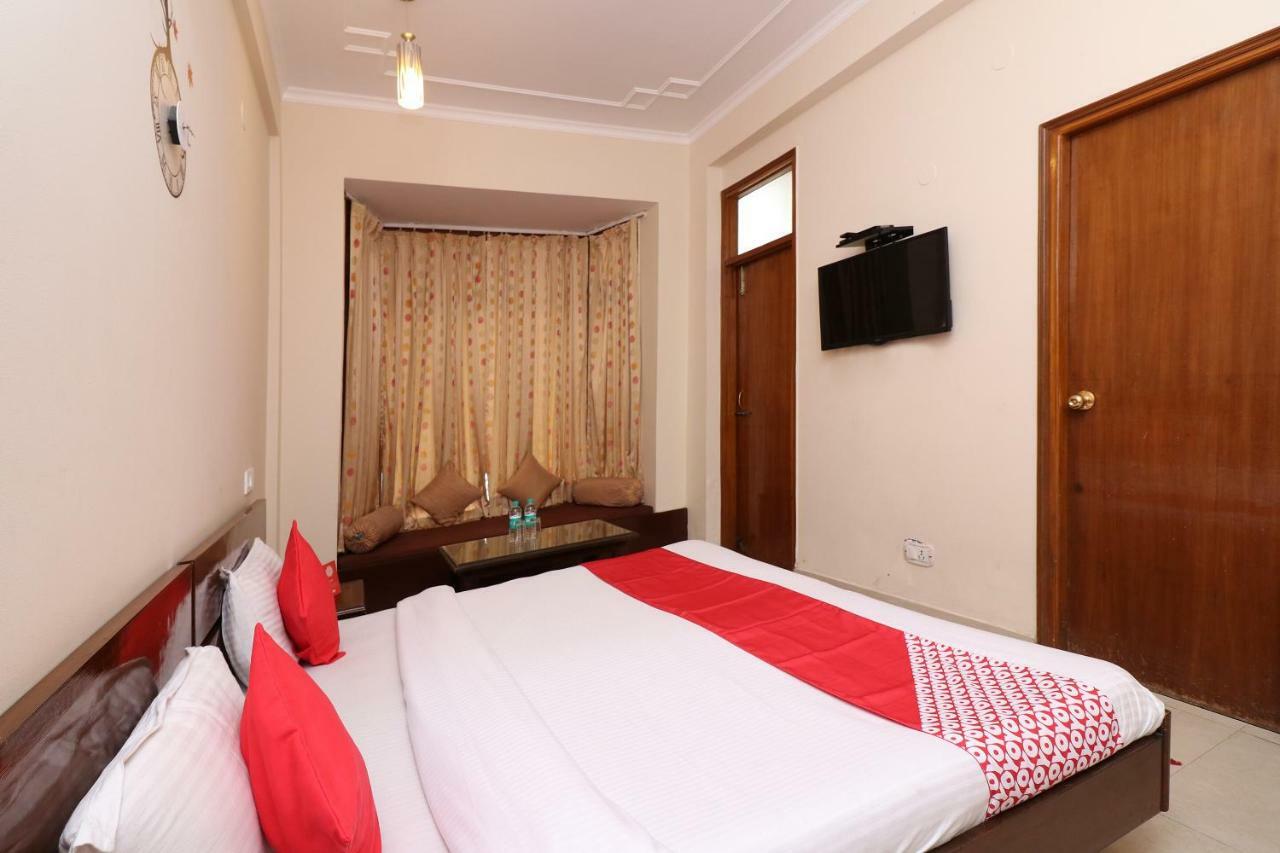 Oyo 19024 Majestic Oak Bush Hotel Mussoorie Eksteriør billede