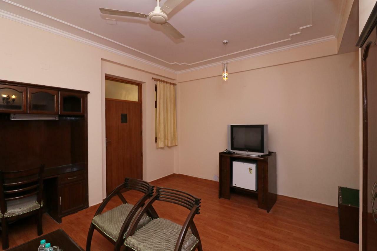 Oyo 19024 Majestic Oak Bush Hotel Mussoorie Eksteriør billede